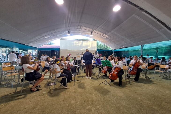 Orchestra 9